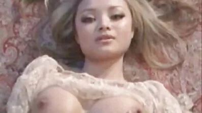 Desiree រដ្ឋ Nevada ប្រែនៅលើលោក dick មួយ.