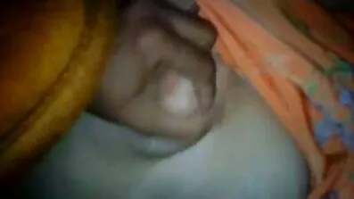 នាំយកនៅក្នុងមាត់សម្រាប់ boner មួយ។