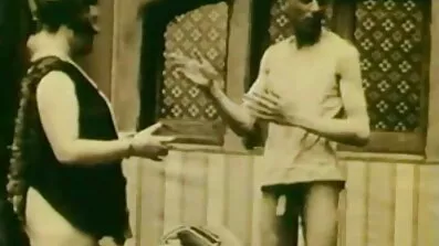 Isiah ម៉ា scopaEll fucks ក្នុងសត្វលារបស់ Bella Rolland.