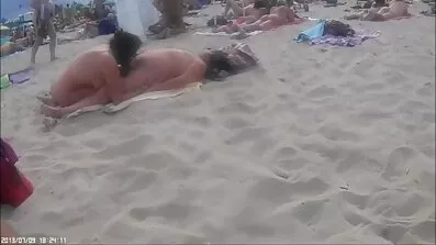 Asm Asmine Caro ផ្តល់ឱ្យ blowjob បំពង់ក។