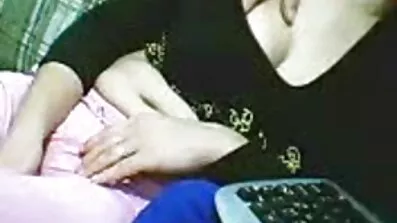 ខេតបានទទួលសត្វលារបស់នាង fucked។