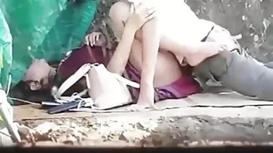 ឆែកនឹងទទួលបាន fucked ជាមួយបរិញ្ញាបត្រ,ការទទួលយកការផ្តួចផ្តើមនេះ។